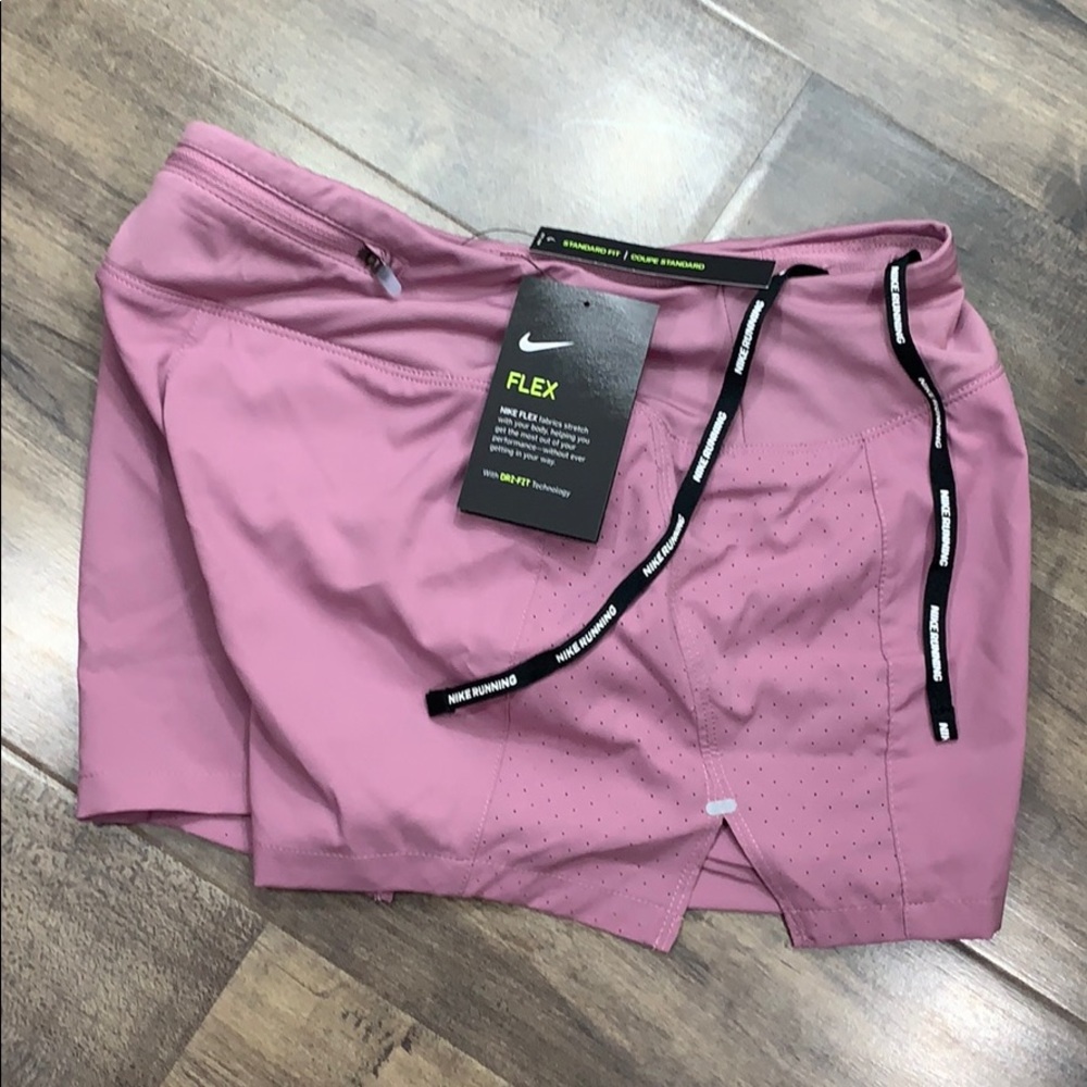 NIKE Women’s running shorts with Dri-Fit Technolog - Picture 9 of 16